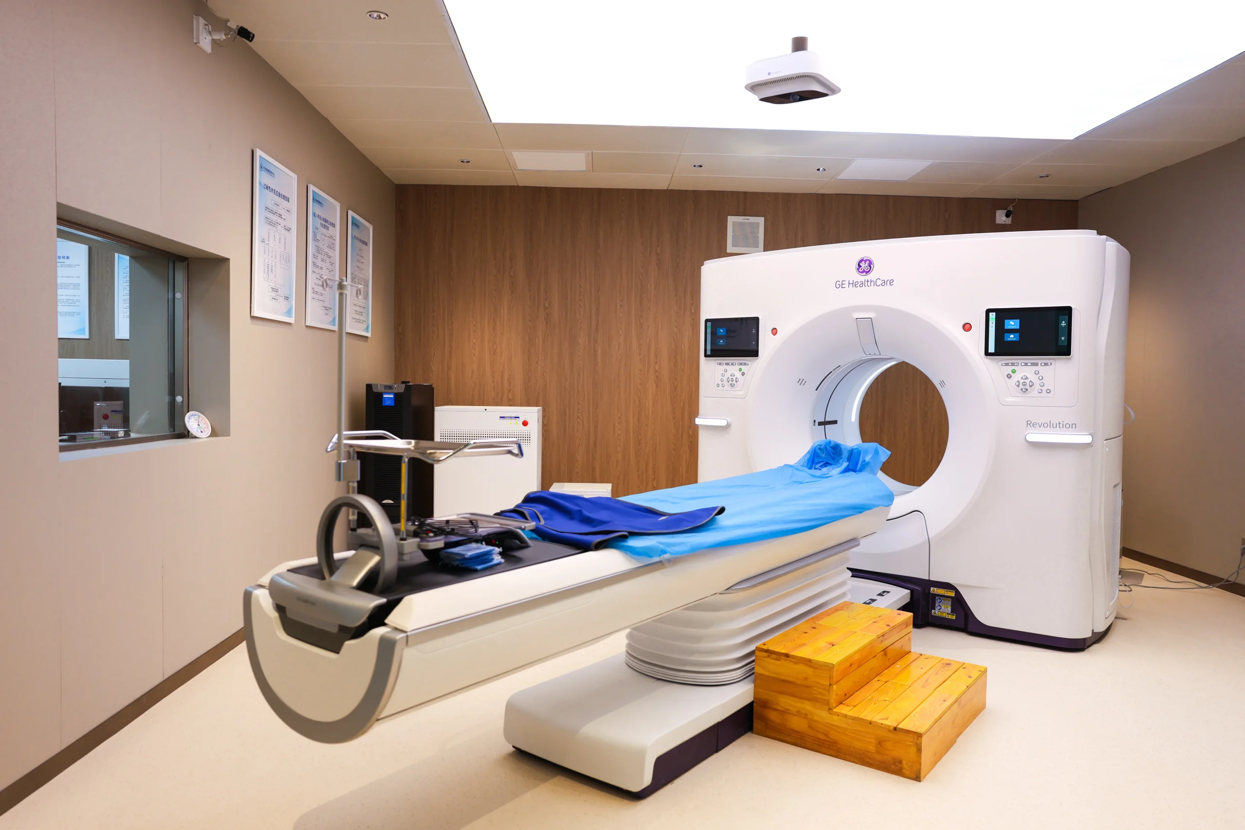 Medical examination equipment